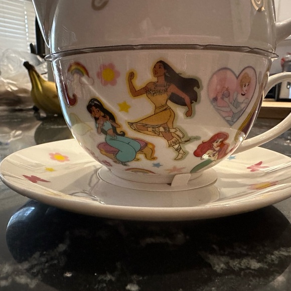 ❣️❣️ Disney Princess Teacup & Teapot ❣️❣️ - Picture 3 of 5